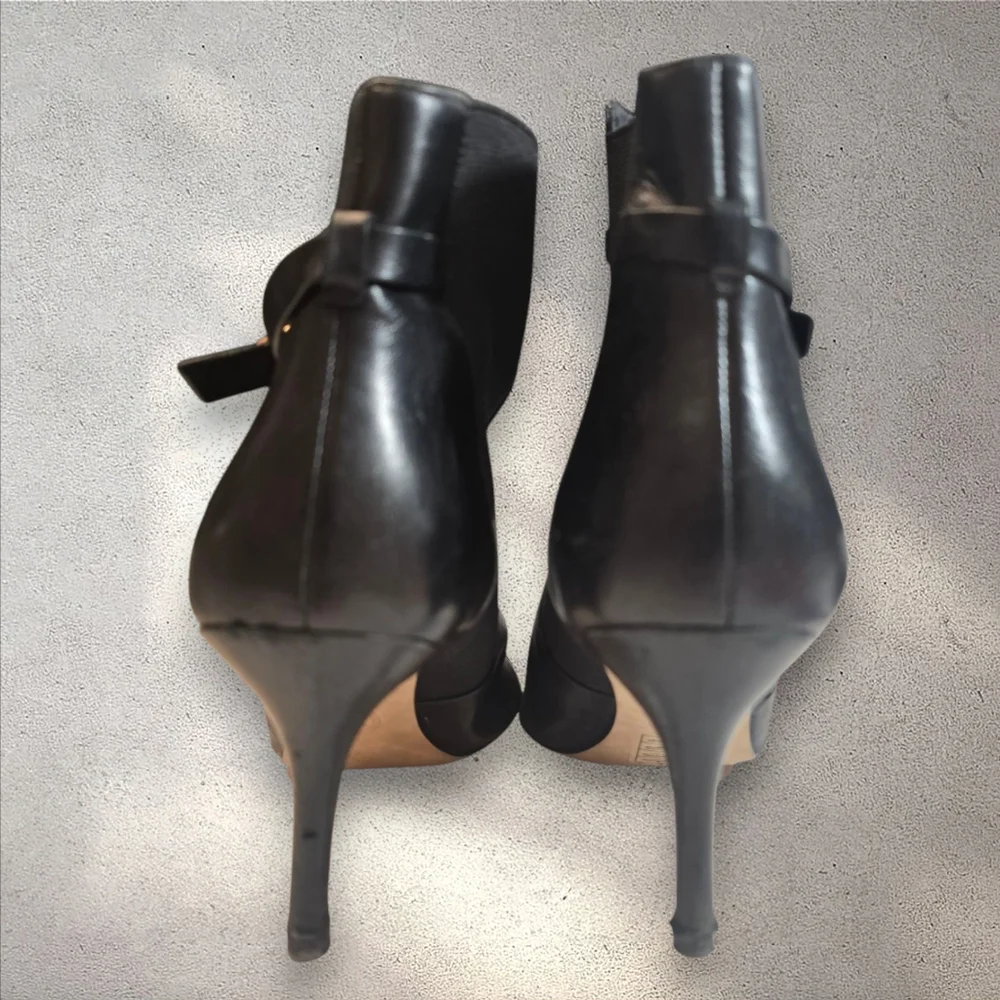 Michael Kors The Jet Set 6‎ Black Heeled Pull On Ankle Boots Booties Size 10